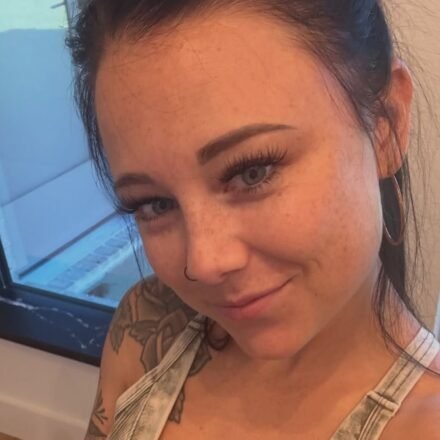 Chantel Cook looking beautiful taking a selfie